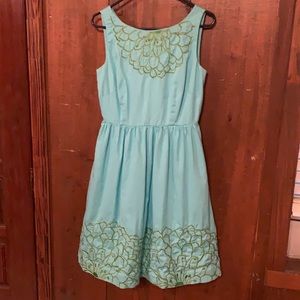 Adorable Lilly Pulitzer dress size 6 baby blue w/ green embroidery